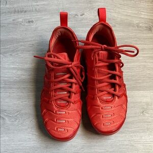 Nike Red VM Max Air Athletic Sneakers